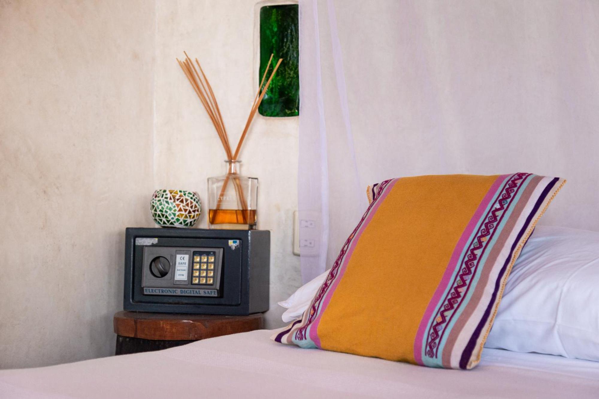 La Posada Del Sol Boutique Hotel Tulum Pokoj fotografie